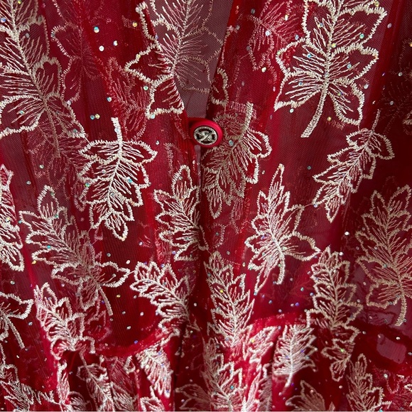 VTG Hosanna Design USA Red Leaf Pattern Beaded Semi Sheer Plus Size Top 2X - Picture 3 of 6